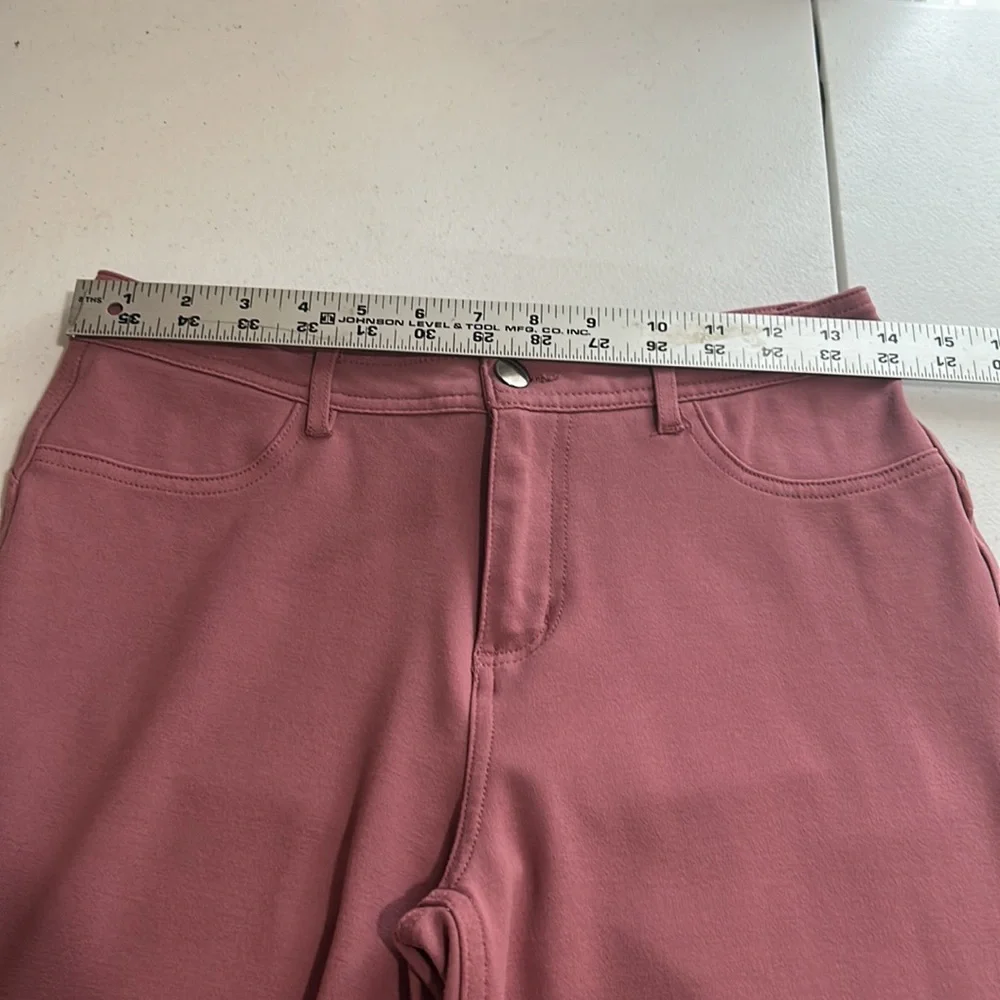 Savage Art Stretch Pink Leggings, Size Medium